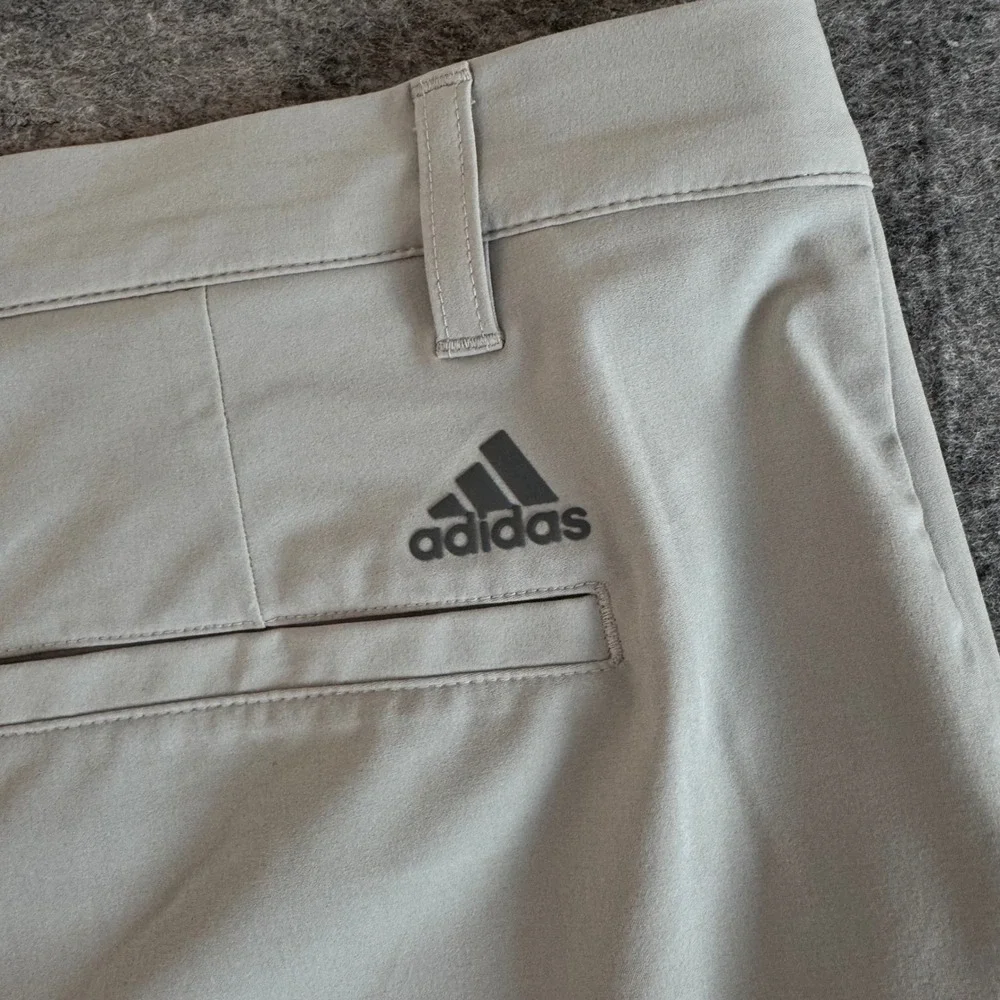 Adidas 40x8 Gray Primegreen Stretch Performance Mens Golf Shorts